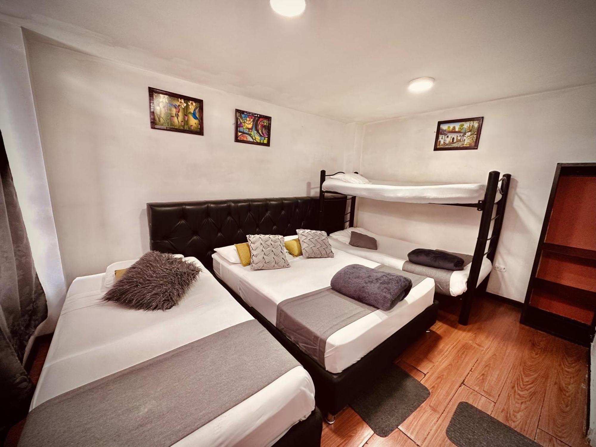 Отель Bogota Elite Экстерьер фото