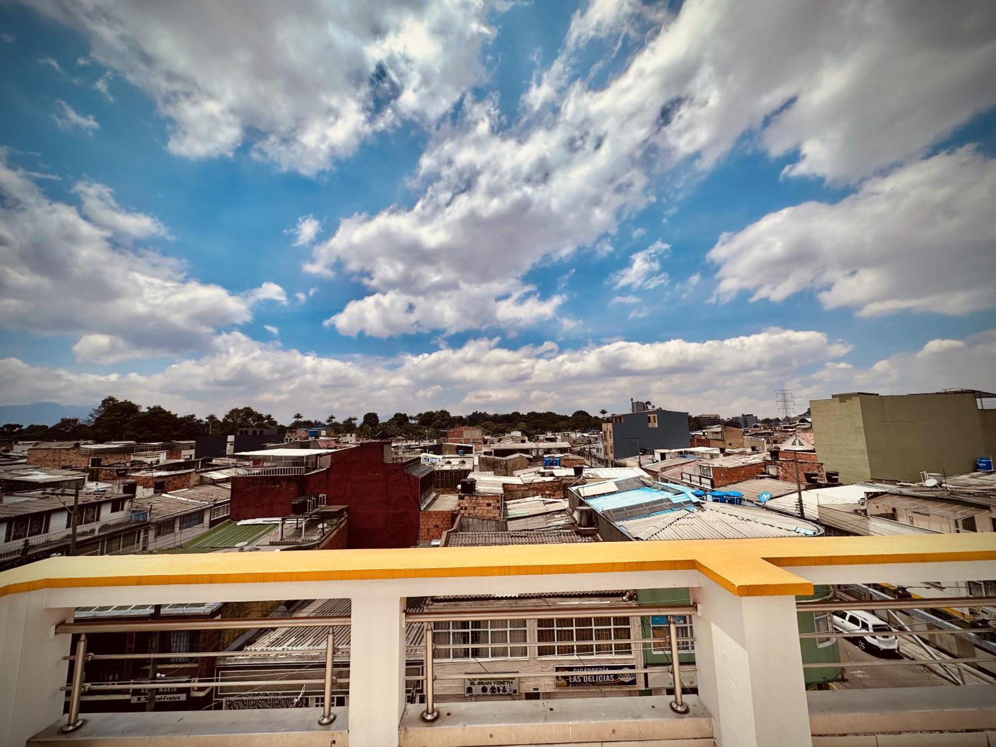 Отель Bogota Elite Экстерьер фото