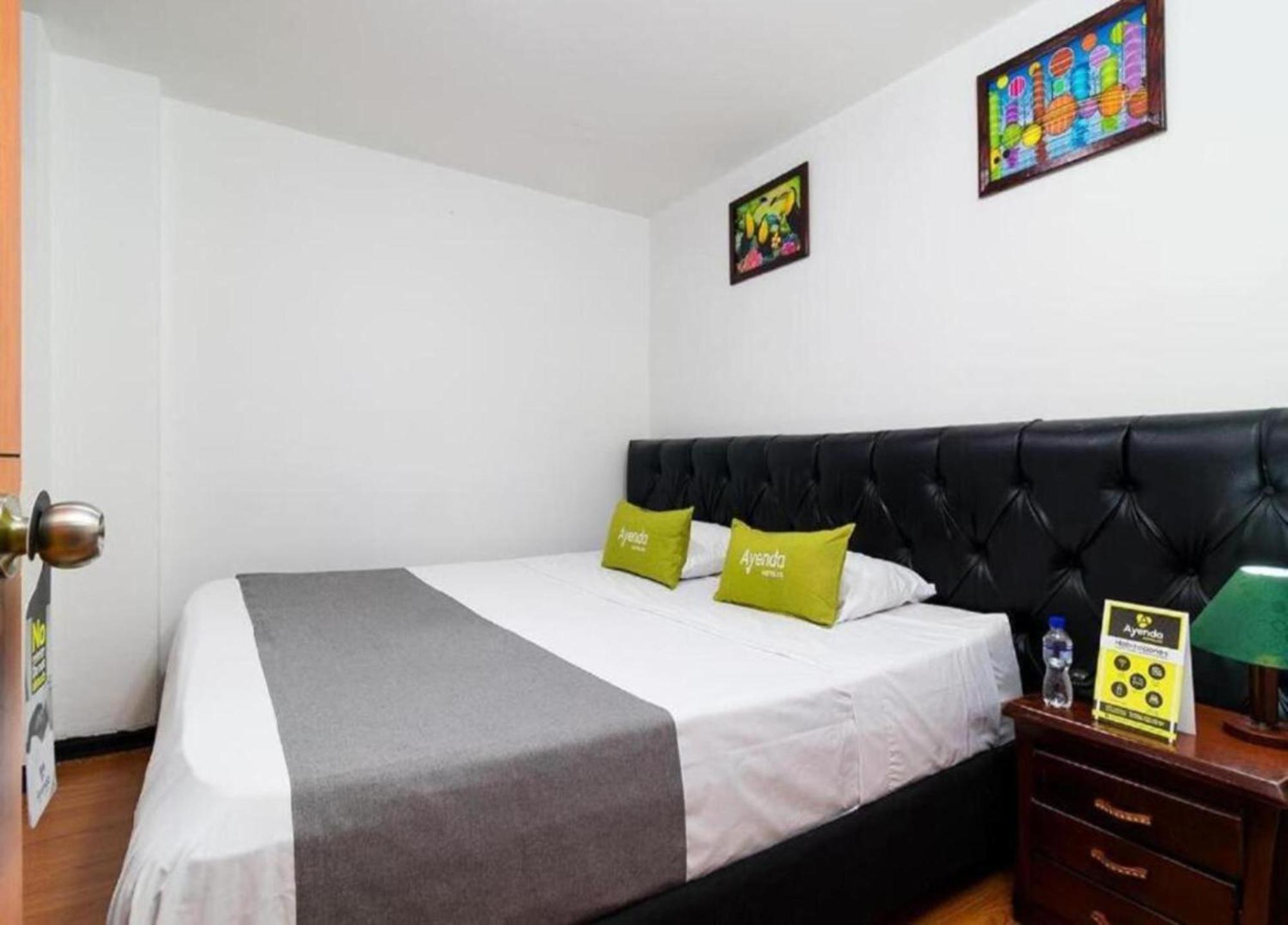 Отель Bogota Elite Экстерьер фото